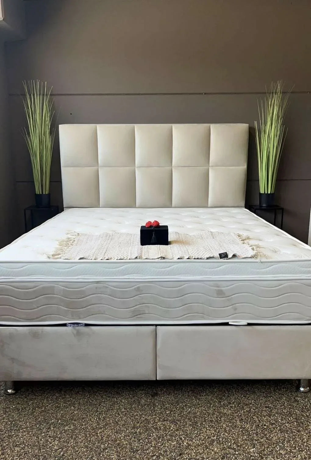 Ancona Teddy | Boxspring met opbergruimte | 90×200 tot 220×220 | Beige | Meerdere kleuren beschikbaar